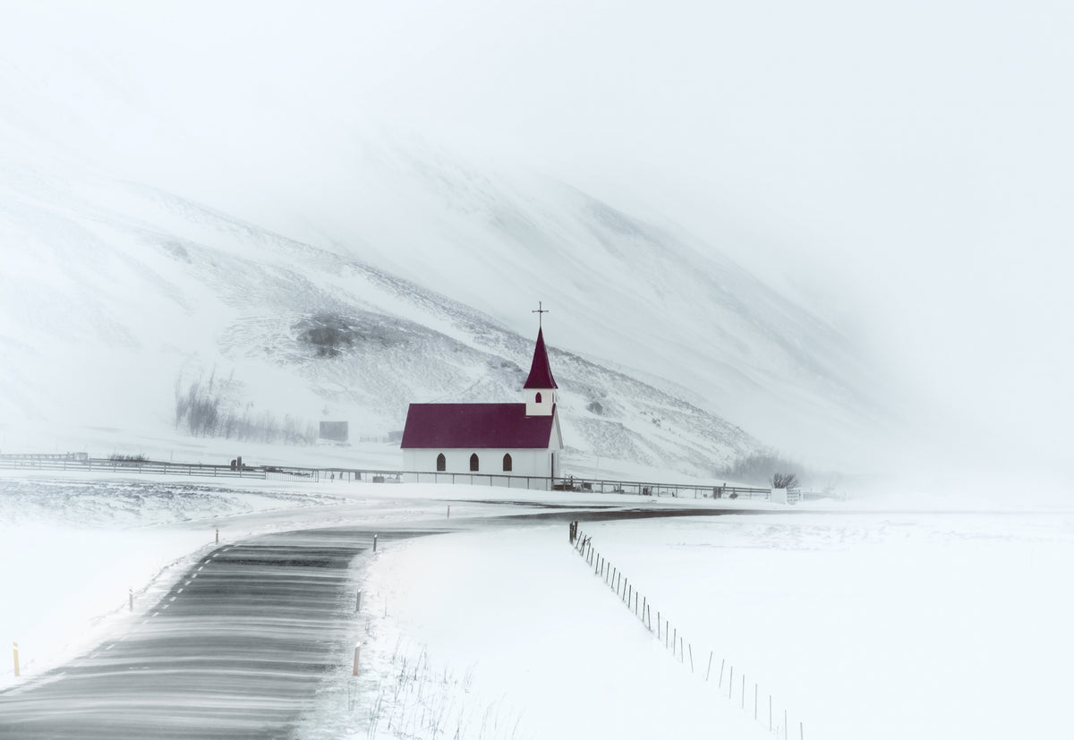 Kirche im Schnee