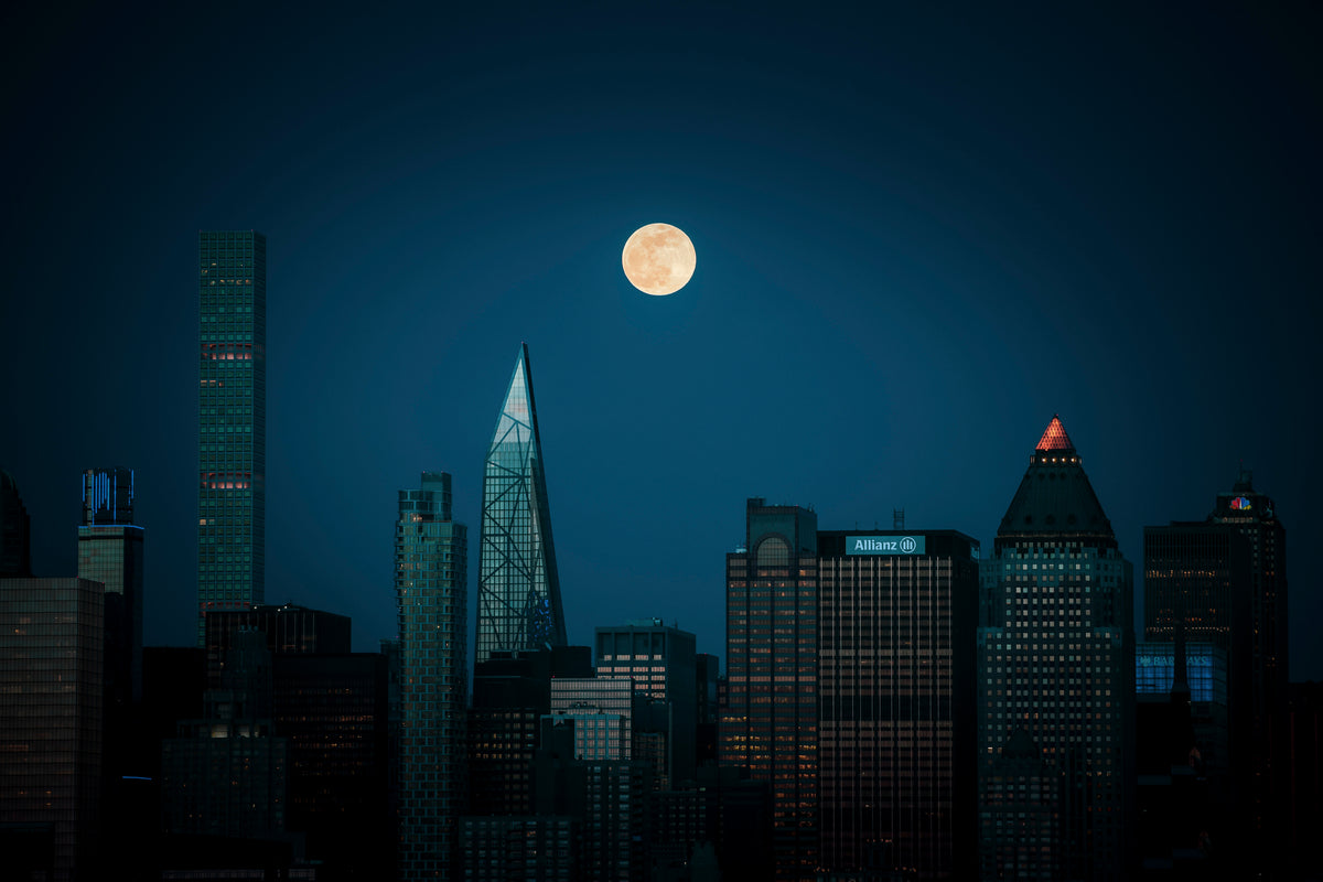 Supermond über Manhattan