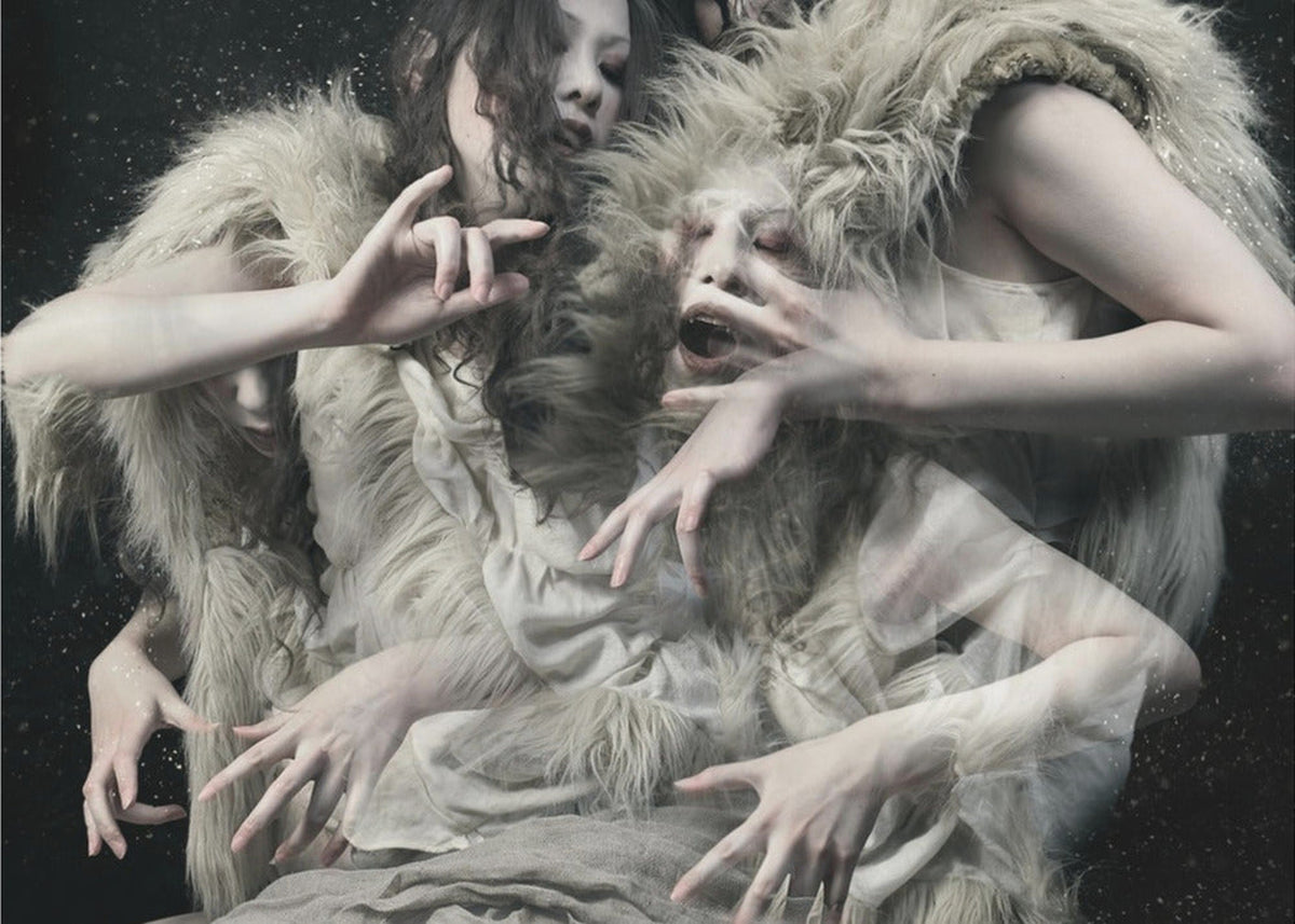 Wolf daughters